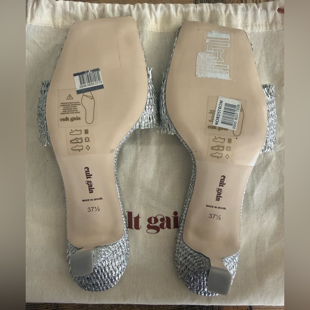 NWT Cult Gaia Ada Metallic Raffia Mules in Silver Size 37.5 - Picture 4 of 6